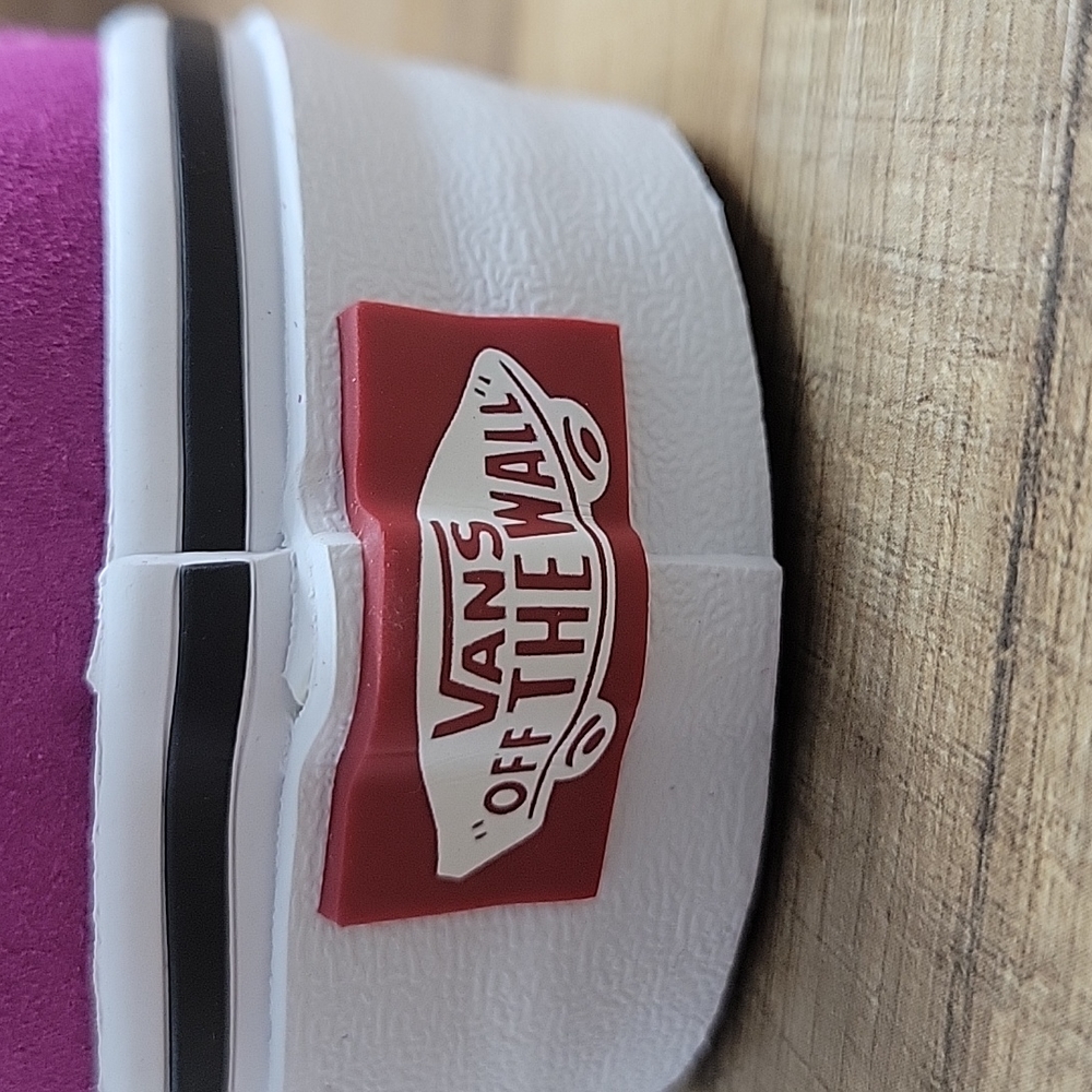 Van's old school Brand new in the box. - Picture 4 of 10